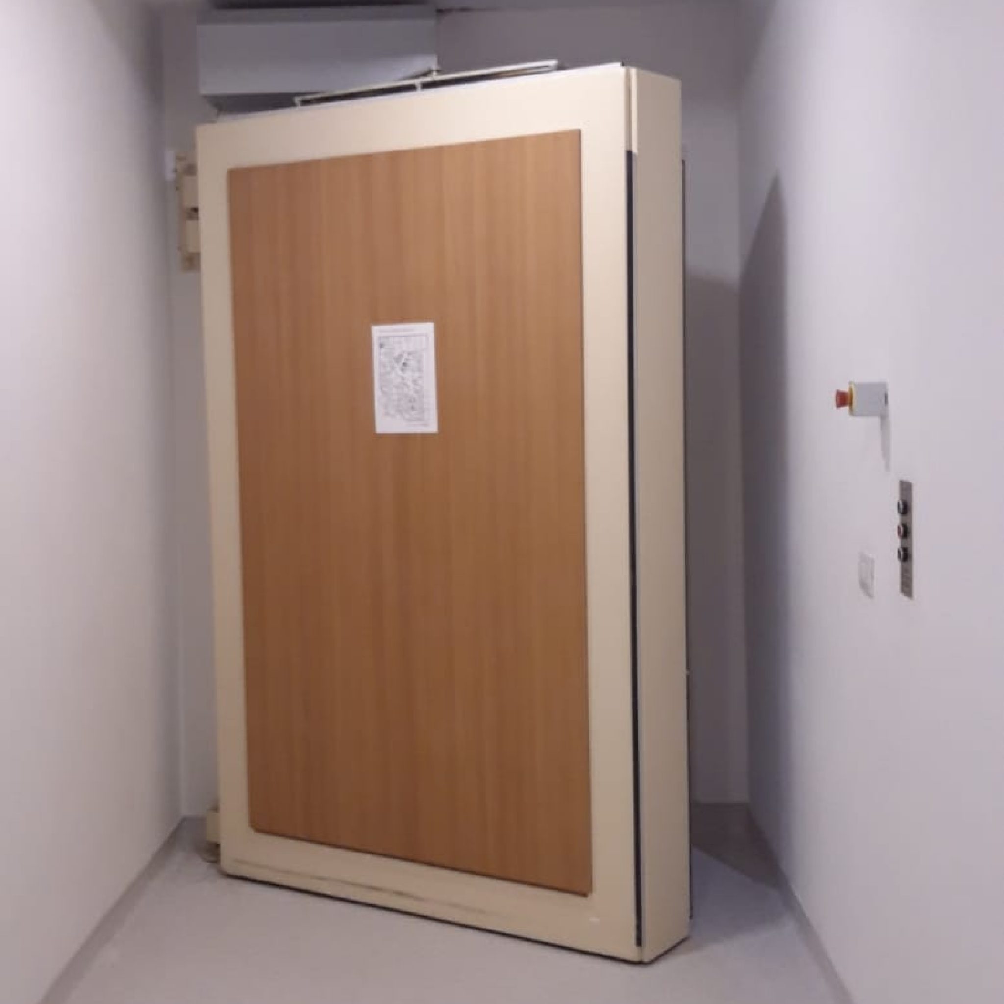 Linac Radiation Shielded Doors Modedoor